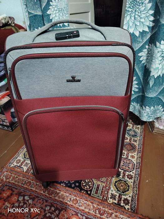 Продам чемодан...