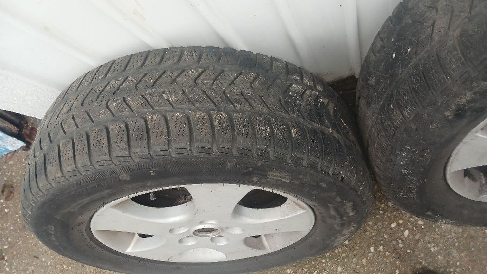 Anvelope pirelli sottozero 3, 215 65 16 cu jante aluminiu