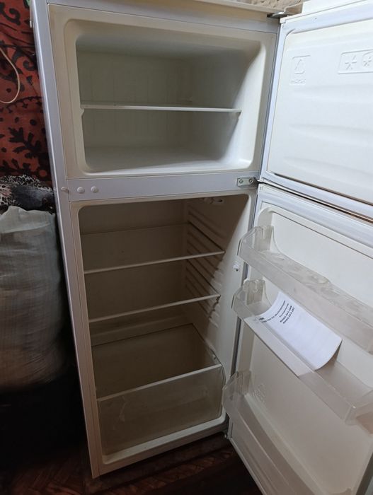 Холодильник Roison