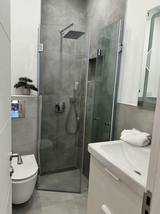 Дава се под наем Тристаен апартамент в Пловдив, Христо Смирненски - 100 кв.м за 850 € - Снимка #5