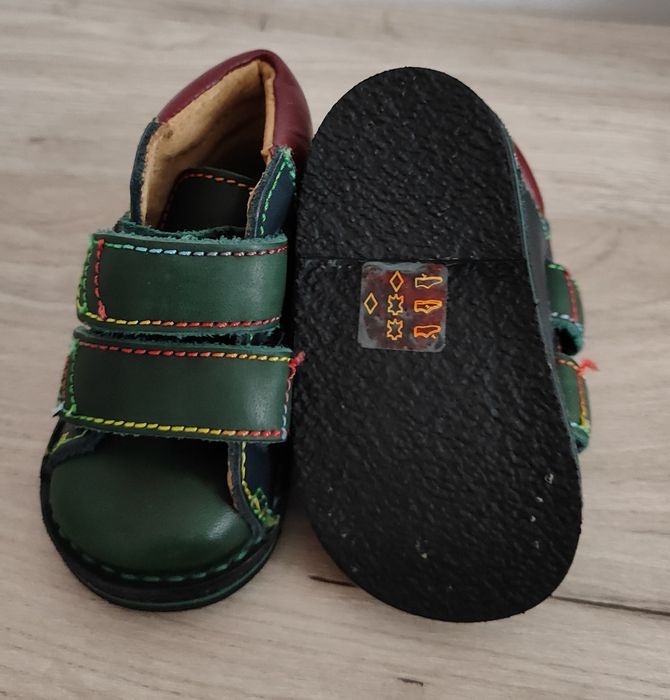 Pantofi din piele, mãrime 18