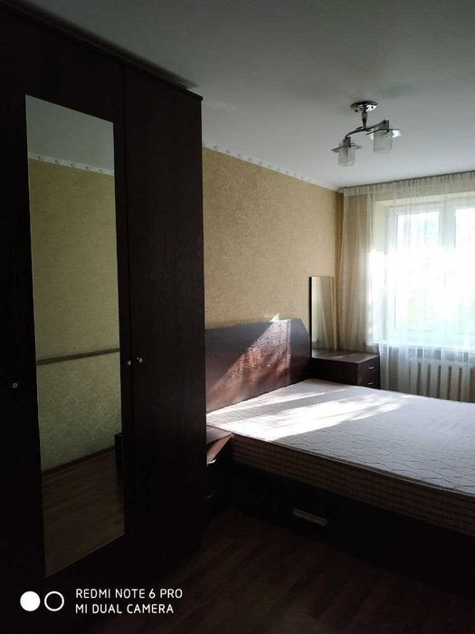 Срочно сдается 2/3/4 м.Космонавтов за 650