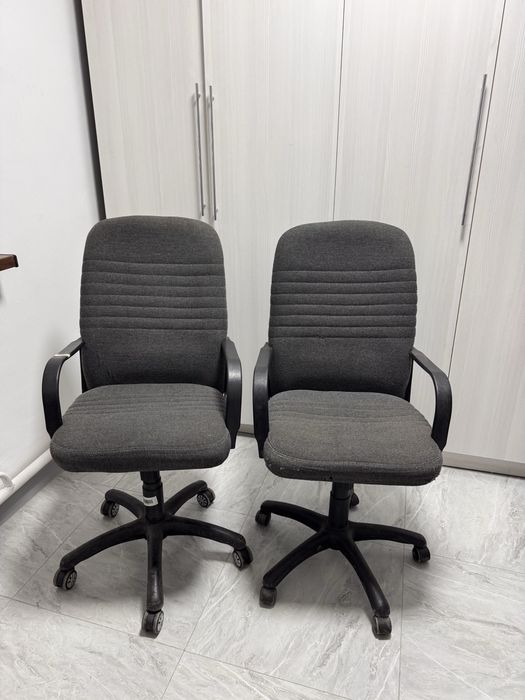 Офисные кресла бу 30 штук