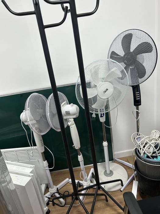 Продам микроволновку, диспенсер