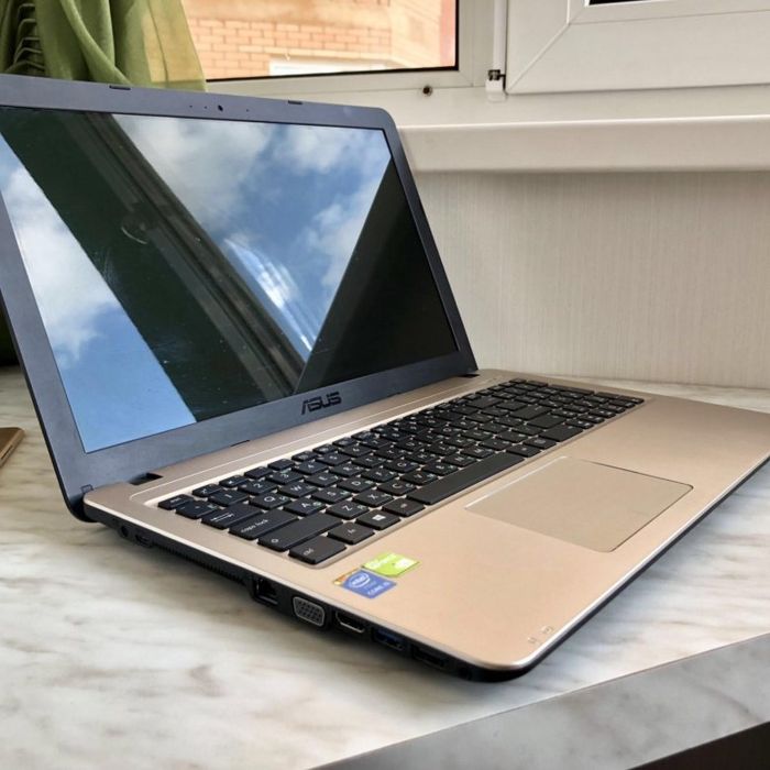 Ноутбук asus x540l