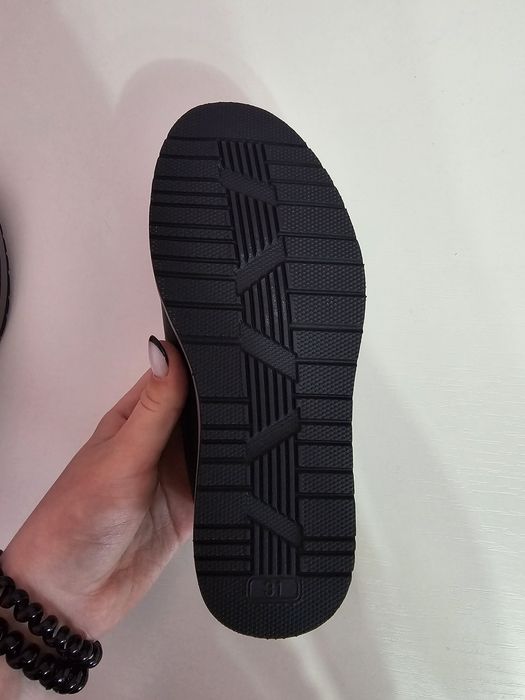 чёрные детские туфли на мальчика