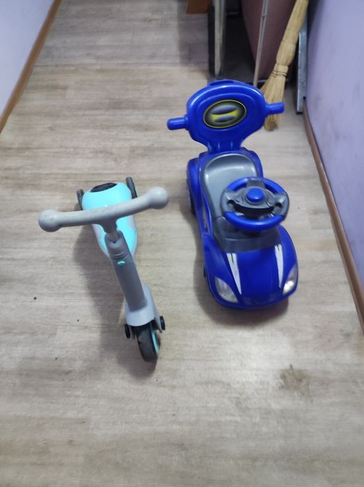 Продам Беговел 3 в 1