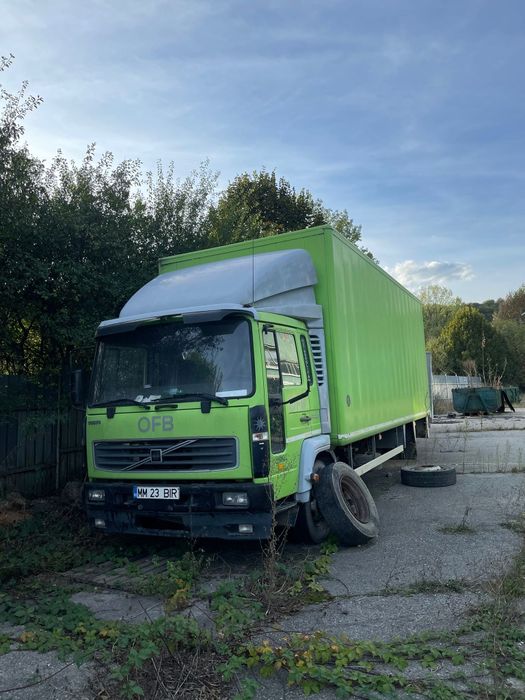 Dezmembrez Volvo Fl