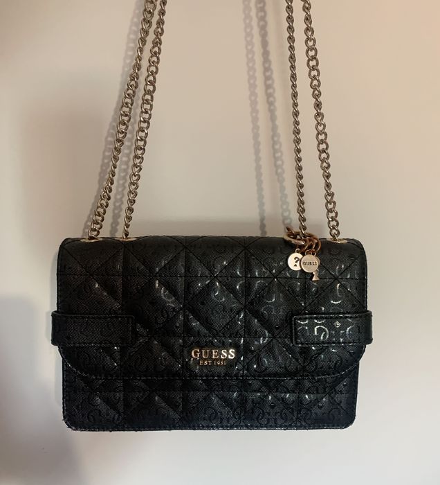 Guess оригинална чанта