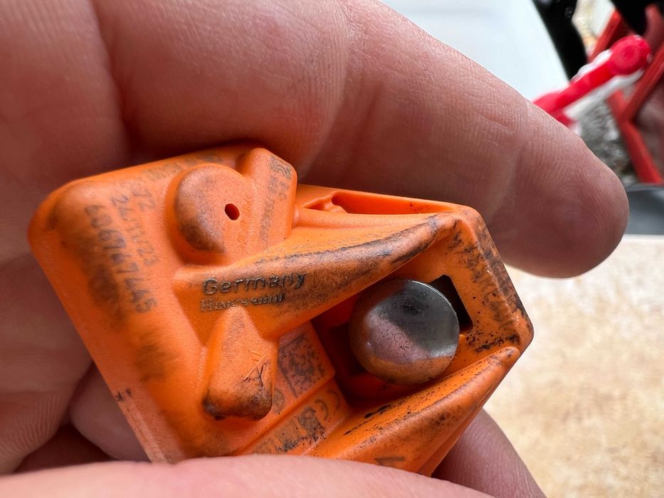 ОРИГИНАЛНИ датчици за налягането на гумите/TPMS за Audi/Vw/Skoda/Seat!
