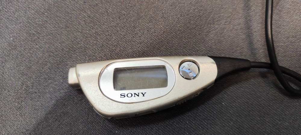 Продавам уокмен Sony WM EX-900