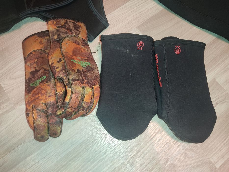 Продам  подводный костюм