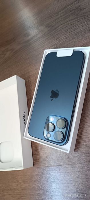 Срочно Iphone 15 pro max