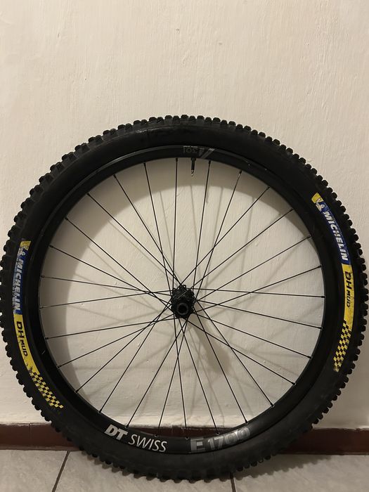 Janta dt swiss E1700 pe 27,5 - cu 2 cauciucuri michelin