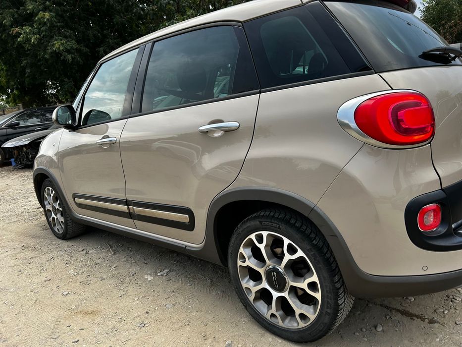 Ușă stânga spate Fiat 500 L 2014