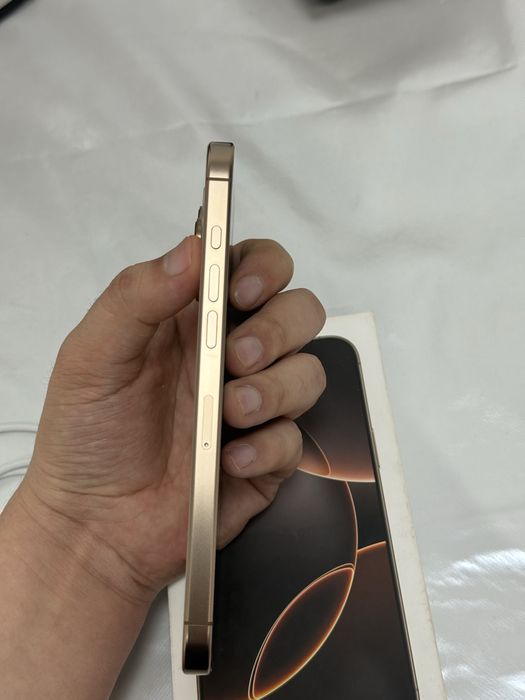 iPhone 16 Pro Max 256 Gb 100% батарея