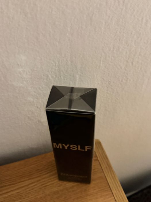 Parfum bărbătesc MYSLF – elegant & modern