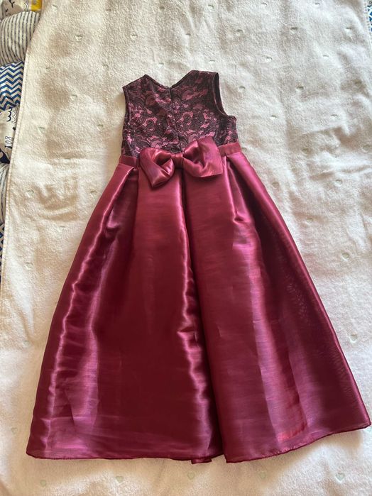 Платье для девочек и одежда