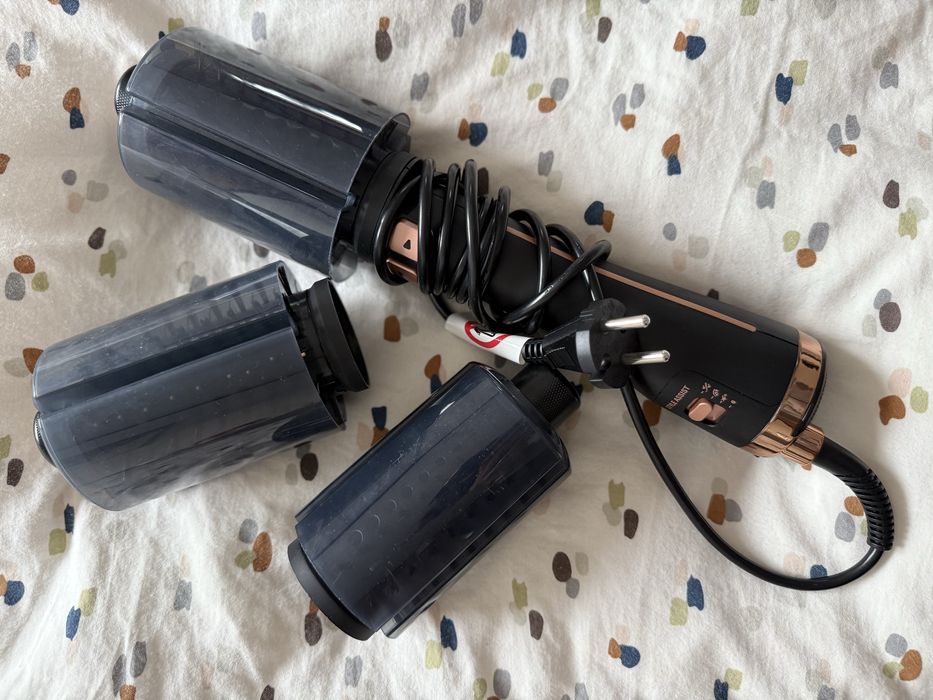 Perie rotativa neagra Rowenta