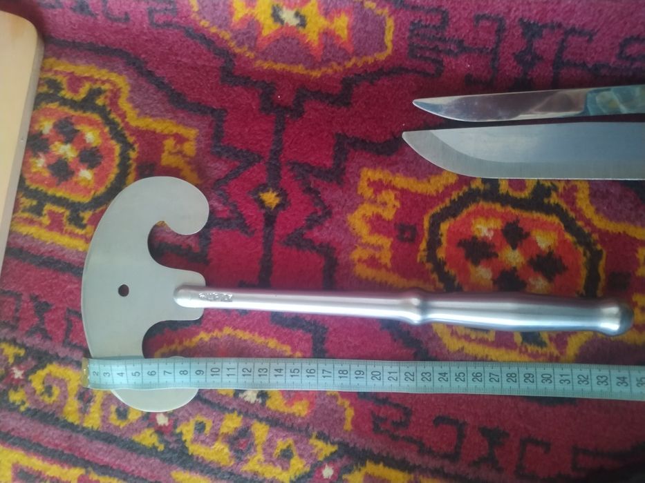 Продается нож тесак для рубки,измельчения мяса