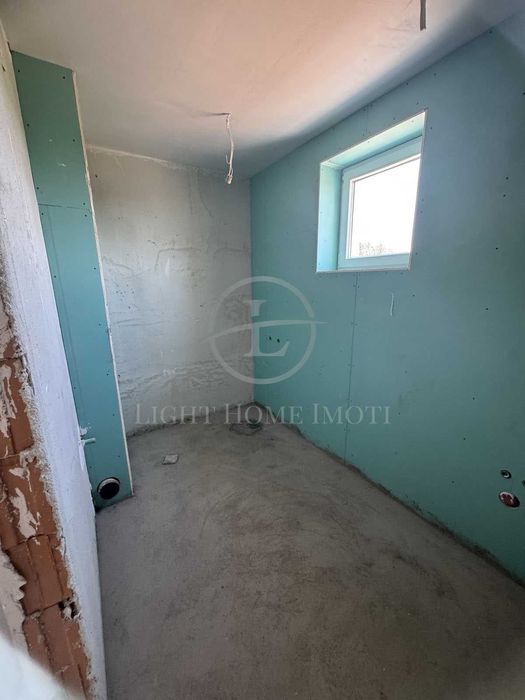 Продава се Тристаен апартамент в Пловдив, Беломорски - 121 кв.м за 1612 €/кв.м - Снимка #4