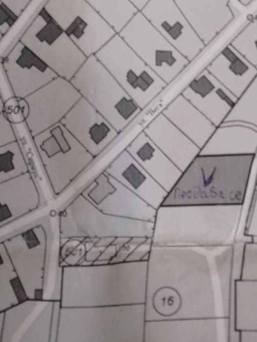 Уютен терен за къща в Звездица – сред вече построени домове