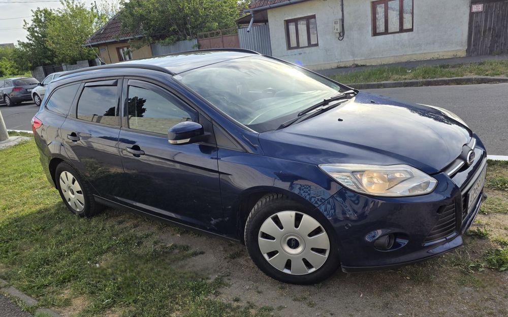 Ford Focus an 2013 1.0