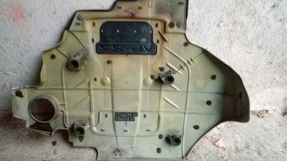 Кора на двигателя за AUDI A6 2005г