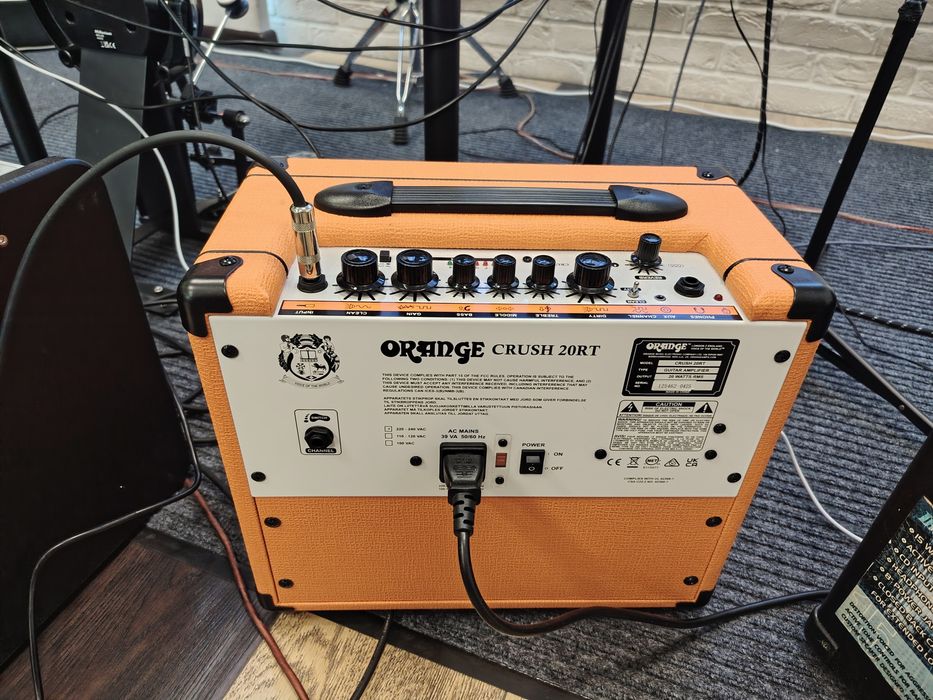 Комбоусилитель Orange CRUSH 20RT