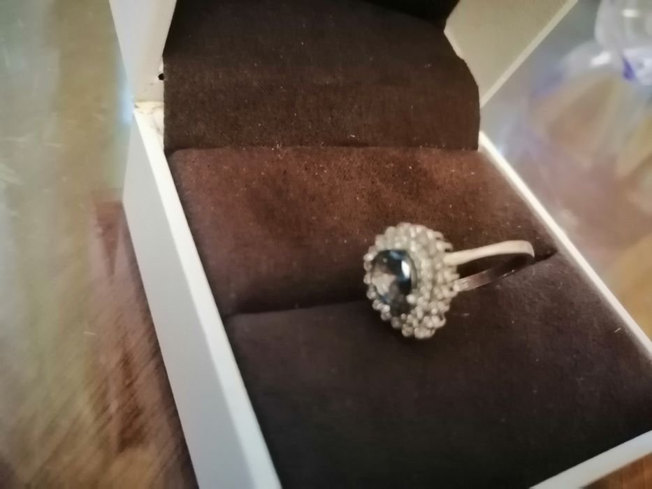 Inel argint  piatra albastru safir