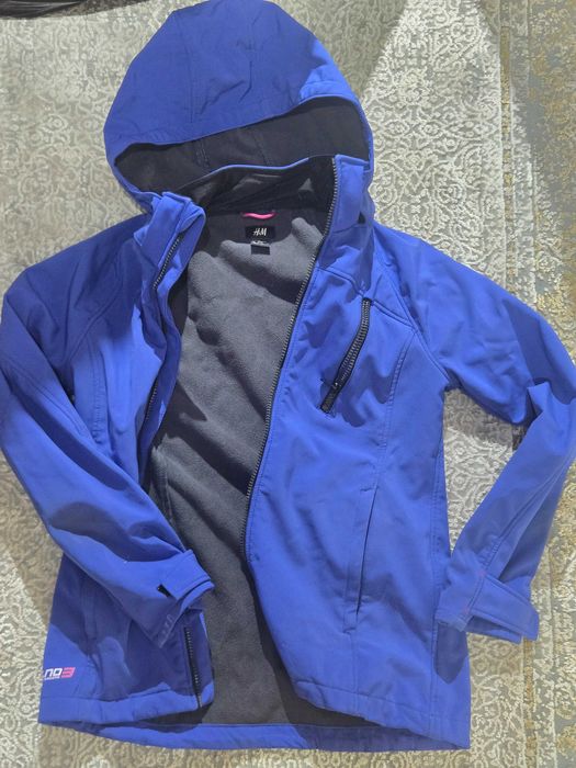 Продаю комбинезоны и куртки лыжные/сноуборд