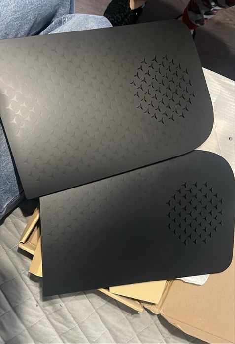 Продам черные панели на PS5 без CD