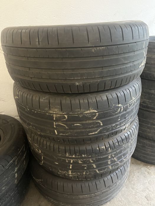 Pirelli 255/55/R19 vara