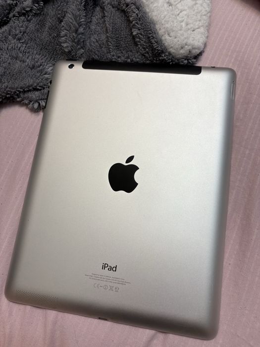 Продам ipad в хорошем состоянии