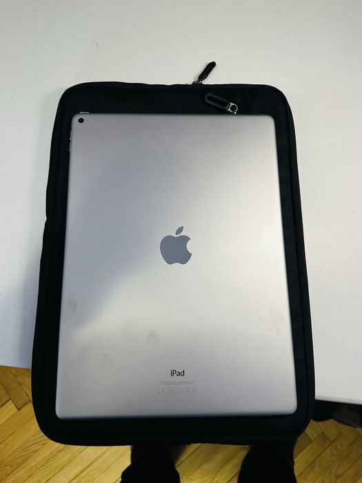 Vand huse tableta / lapop 9,7-14 inch noi cu burete