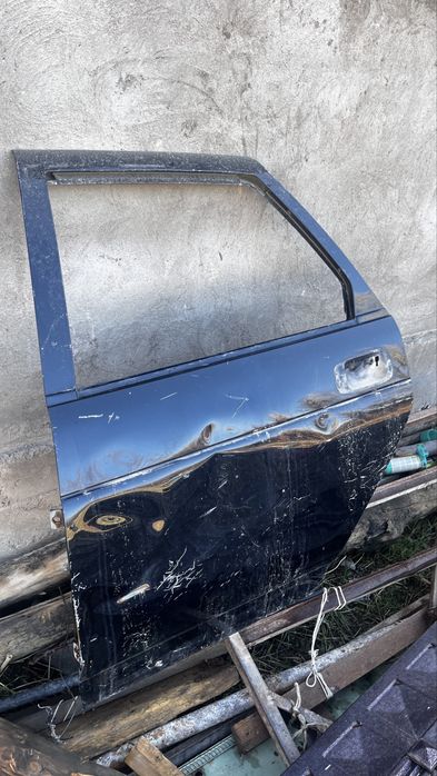 Приора задный левый дверь