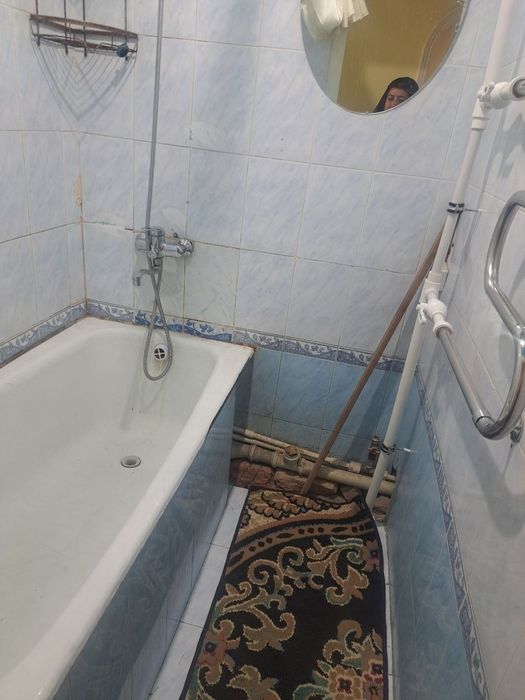 Сдаётся 2х ком кв.  На 3 этаже.