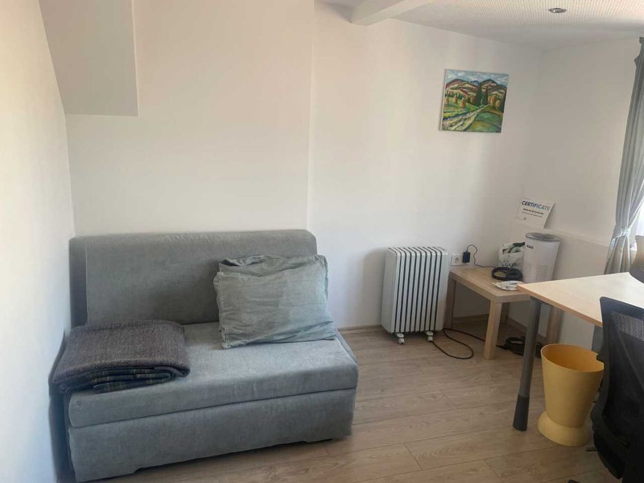 Дава под Наем АТЕЛИЕ, ТАВАН град София, Докторски паметник