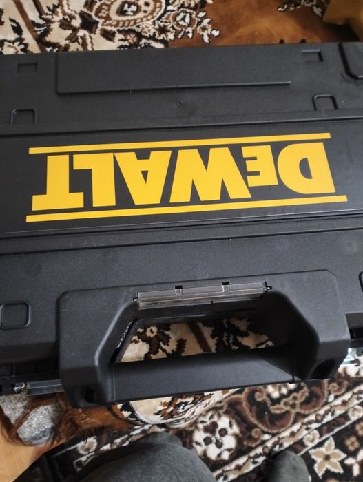 Продам лазерный уровень