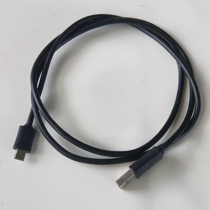 Кабел micro USB / мрежово зарядно с micro USB