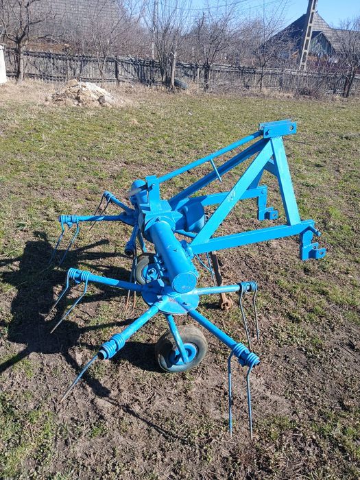 Greblă de împrăștiat si întors fan. Galfre