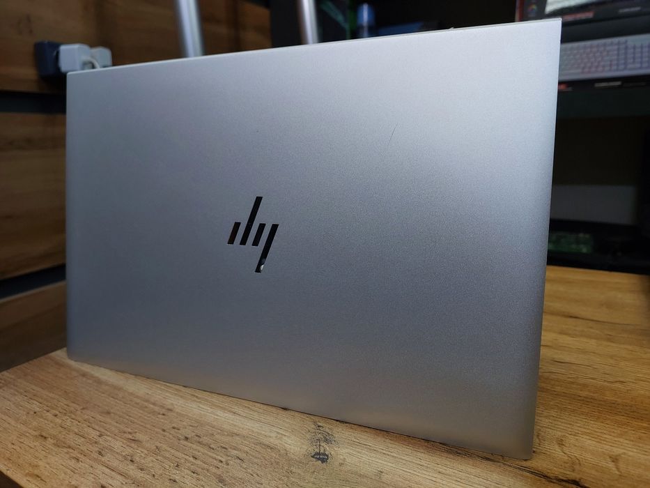 Hp elitebook sotiladi Ruzen5 pro