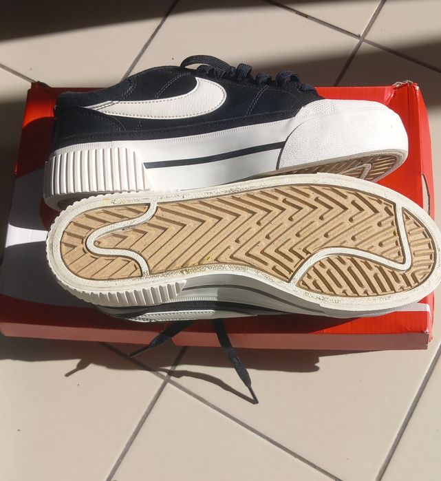 Спортни дамски обувки Nike