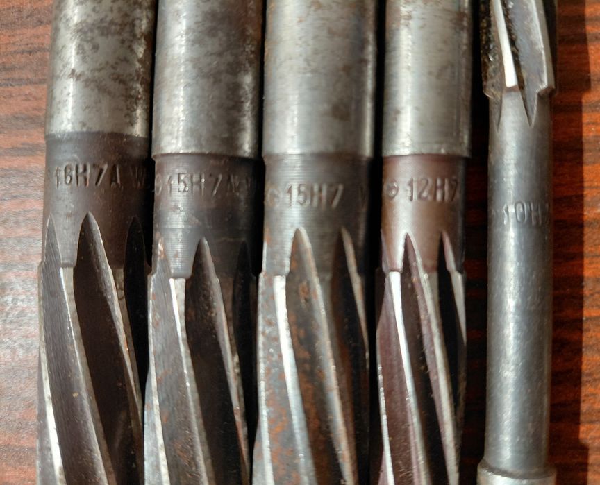 Райбери 16, 15,12,10 и Гаечни ключове 32,30,27,24,22