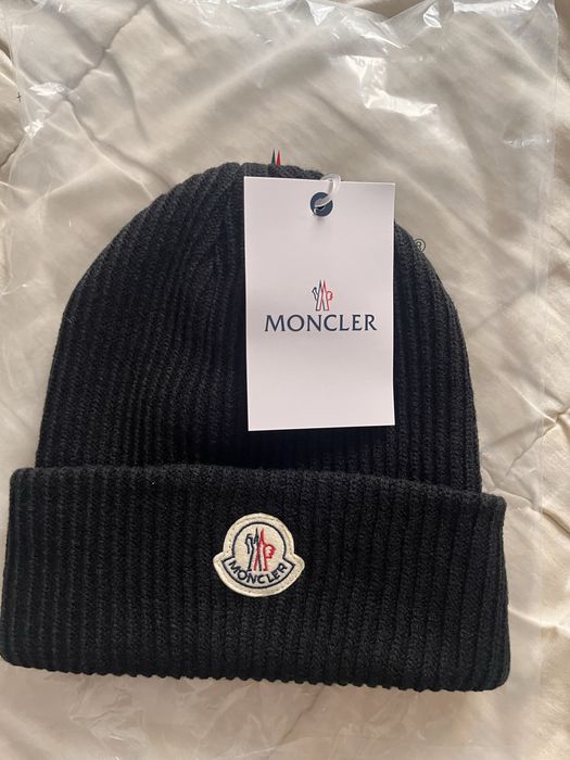 Caciula moncler