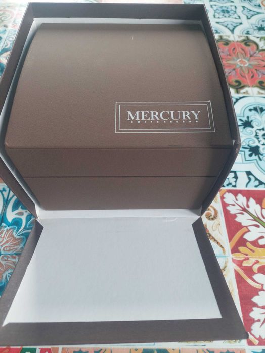 360€ Швейцарски автоматичен часовник  Mercury