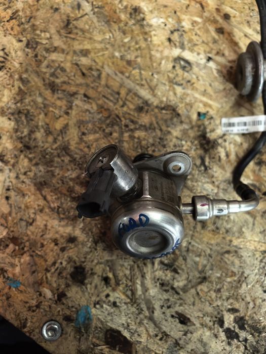 Помпа за високо налягане за Ford 1.0 ecoboost