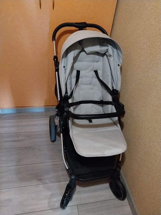 Бебешка количка  Hauck