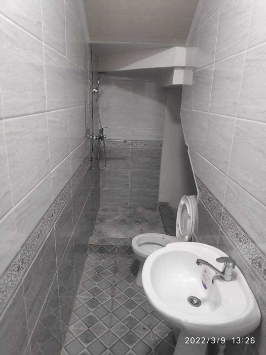 Дом на аренду – 4 комнаты, 2 сан.узла, двор