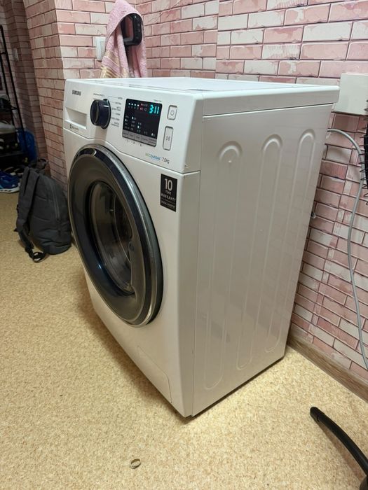 Стиральная машина продам